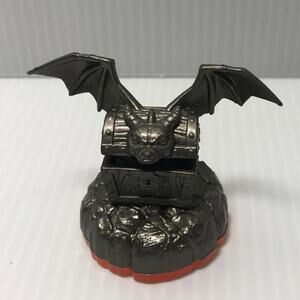 2011 Activision Skylanders Giants Platinum Treasure Chest